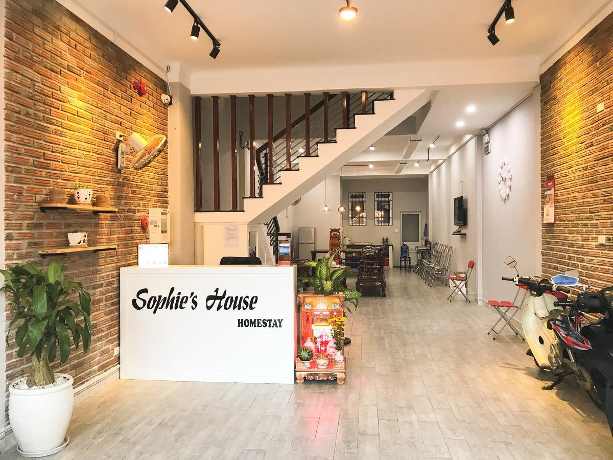 Sophie'S House Homestay Куинён Экстерьер фото